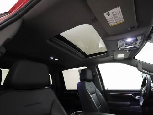 Used 2024 GMC Sierra 2500 Denali w/ Denali Reserve Package image 25