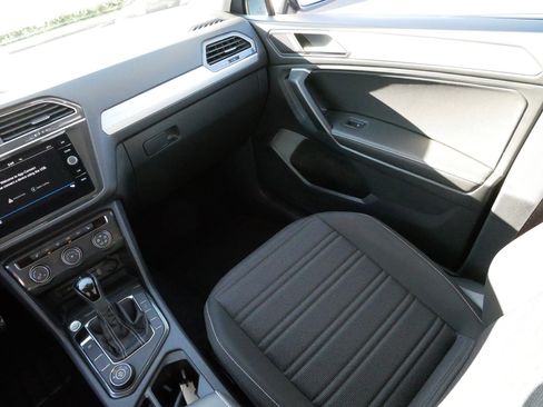 Certified 2024 Volkswagen Tiguan S image 11