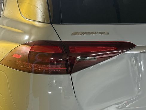 New 2026 Mercedes-Benz GLE 63 AMG S image 26
