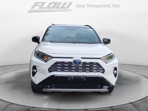 Used 2020 Toyota RAV4 XSE w/ XSE Grade Weather Package AWD/4WD image 3