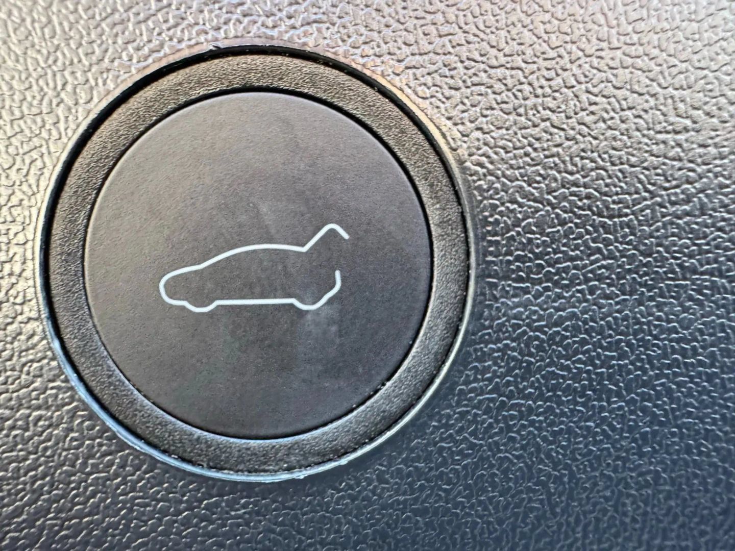 Used 2023 Tesla Model 3 Standard Range RWD image 26