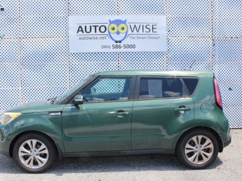 Used 2014 Kia Soul + w/ Primo Package FWD image 8