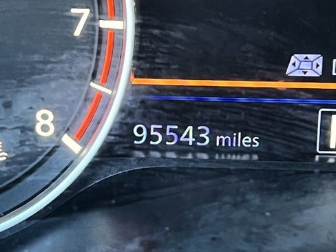 Used 2019 Nissan Altima 2.5 SR w/ SR Premium Package image 22