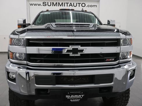 Used 2018 Chevrolet Silverado 2500 LTZ w/ Duramax Plus Package AWD/4WD image 20