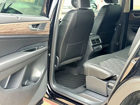 New 2026 Volkswagen Atlas SEL Premium R-Line AWD/4WD image 17