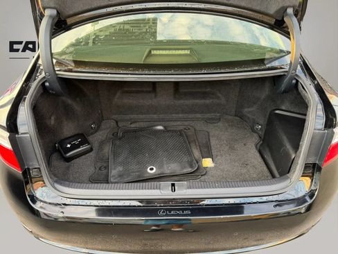 Used 2015 Lexus ES 300h w/ Navigation System Package FWD image 28