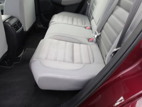 Used 2019 Honda CR-V LX image 12