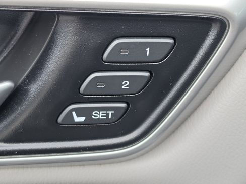 Used 2022 Honda CR-V EX-L image 13