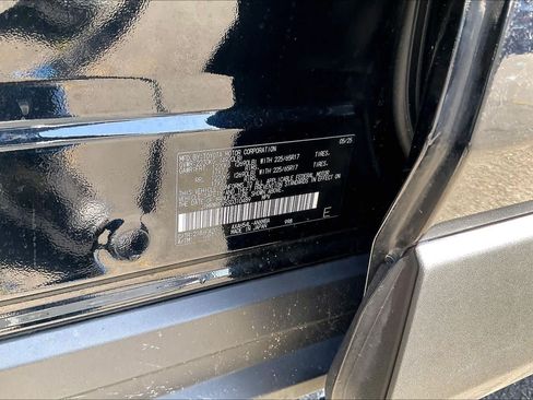 Certified 2025 Toyota RAV4 XLE AWD/4WD image 34