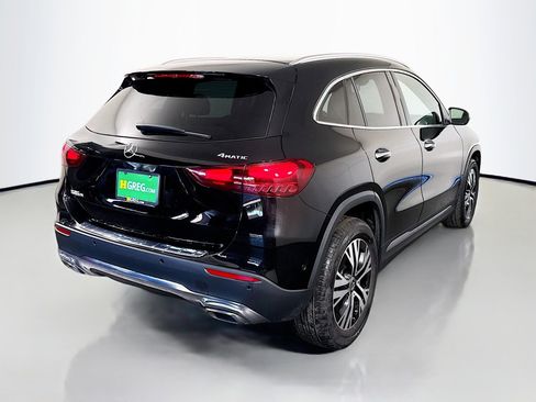 Used 2025 Mercedes-Benz GLA 250 4MATIC image 10