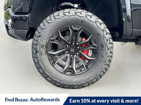 New 2026 GMC Sierra 1500 AT4 w/ AT4 Premium Package AWD/4WD image 33