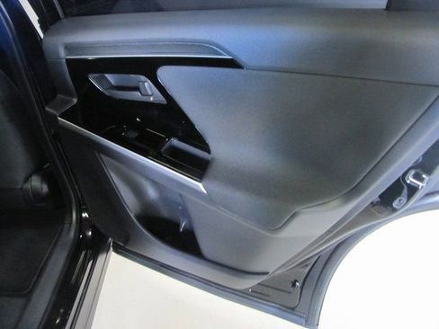 Used 2025 Subaru Solterra Premium image 17