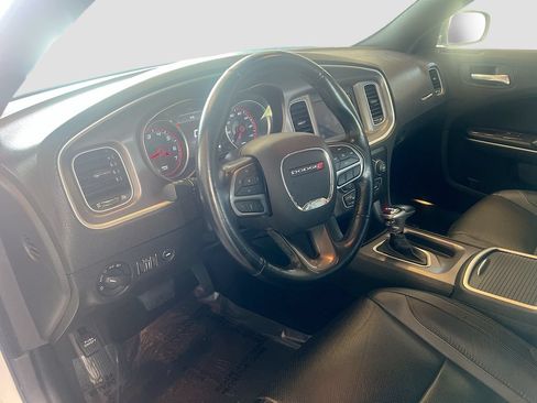 Used 2021 Dodge Charger SXT w/ Leather Interior Group RWD image 9