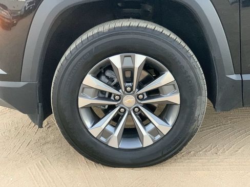 Certified 2026 Chevrolet Equinox LT FWD image 31
