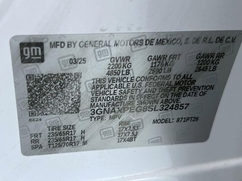 Used 2025 Chevrolet Equinox LT AWD/4WD image 25