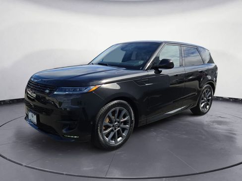 Used 2024 Land Rover Range Rover Sport Dynamic SE image 4