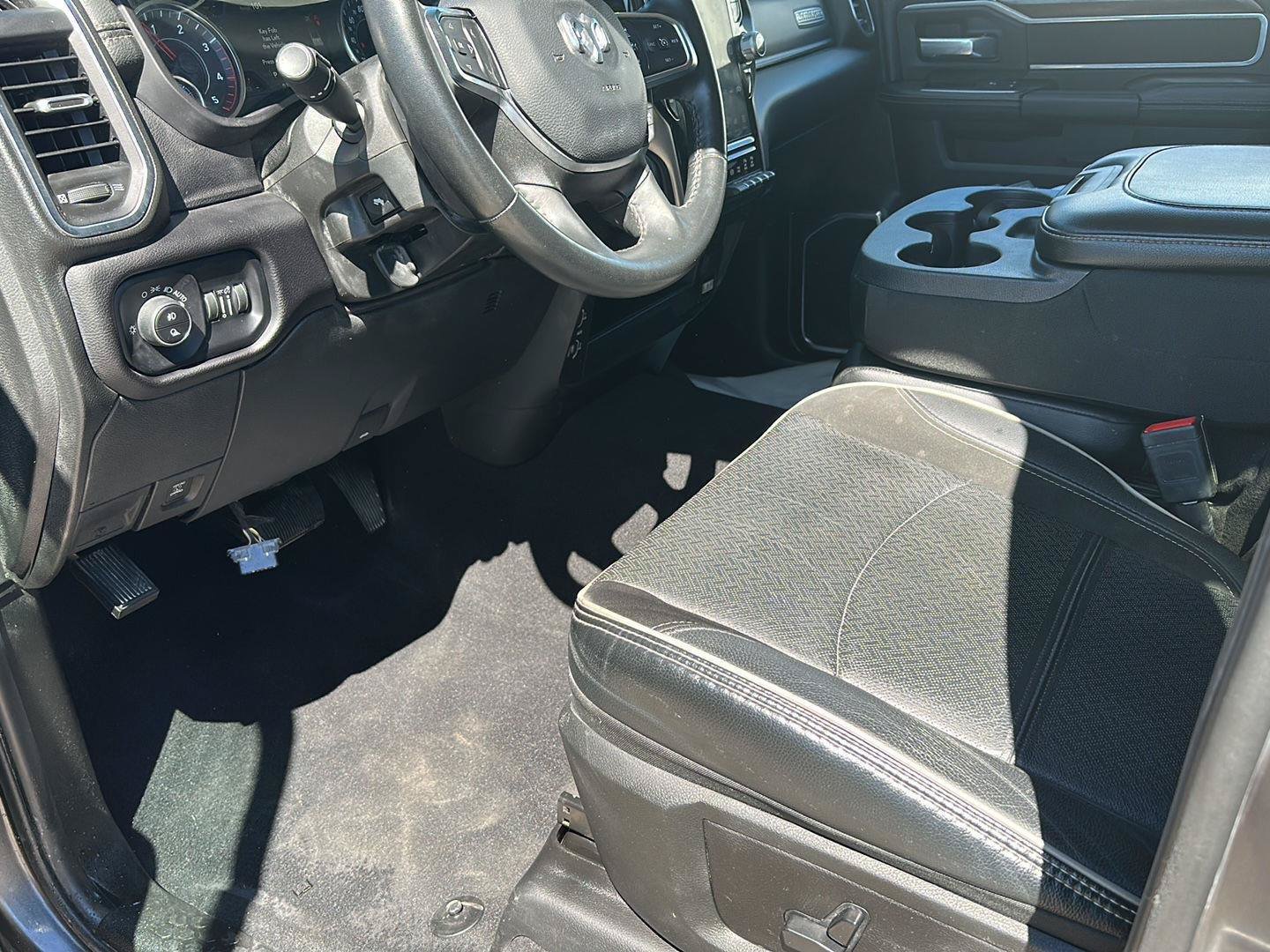 Used 2024 RAM 2500 Laramie w/ Safety Group AWD/4WD image 10