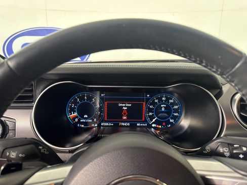 Used 2019 Ford Mustang GT Premium w/ Equipment Group 401A RWD image 22