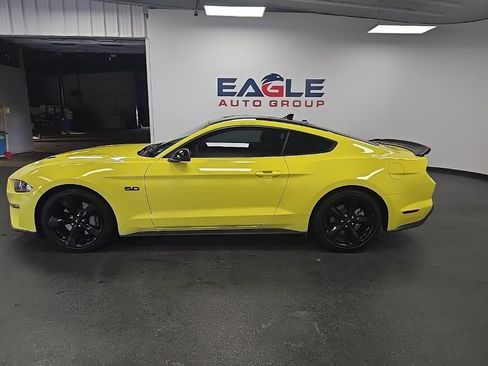 Used 2021 Ford Mustang GT Premium w/ Equipment Group 401A image 4