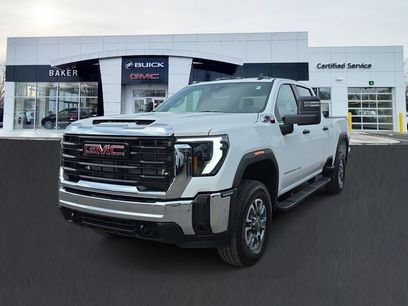 New 2026 GMC Sierra 3500 Pro w/ Convenience Package