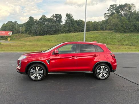 Used 2025 Mitsubishi Outlander Sport ES AWD/4WD image 5