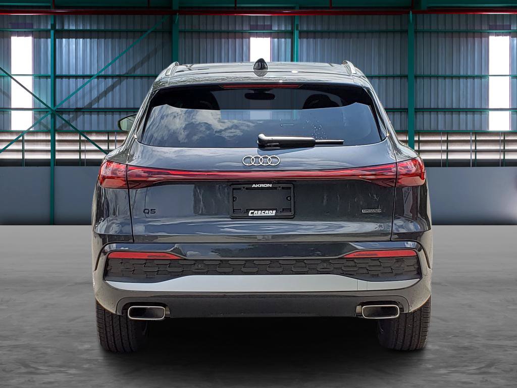 Used 2025 Audi Q5 Premium Plus w/ Premium Plus AWD/4WD image 4