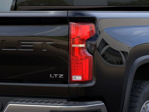 New 2026 Chevrolet Silverado 2500 LTZ w/ LTZ Premium Package AWD/4WD image 35