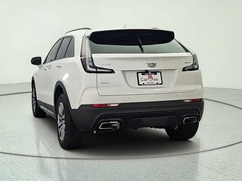 Used 2023 Cadillac XT4 Sport w/ Cold Weather Package AWD/4WD image 5