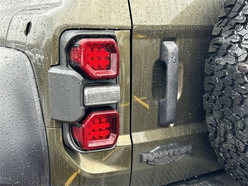 New 2024 Ford Bronco Raptor image 6