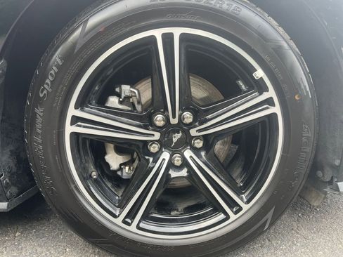 Used 2024 Ford Mustang Premium image 29