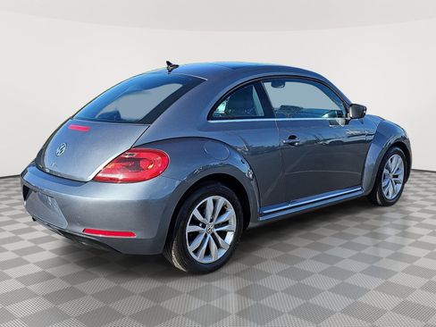 Used 2015 Volkswagen Beetle TDI FWD image 5