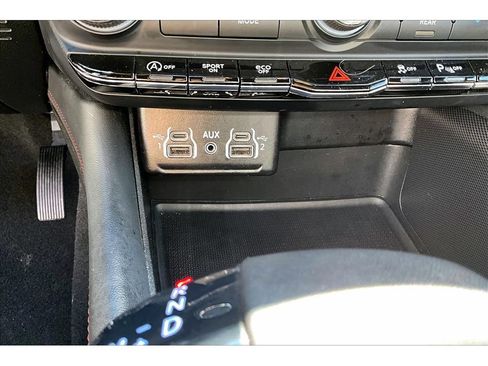 Used 2025 Dodge Durango GT AWD/4WD image 32