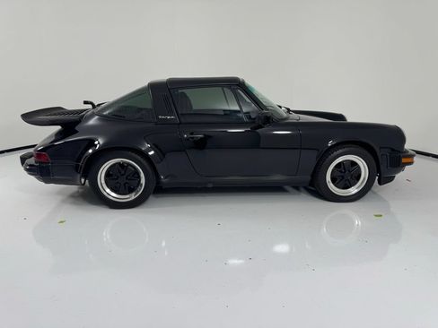 Used 1987 Porsche 911 Carrera RWD image 6