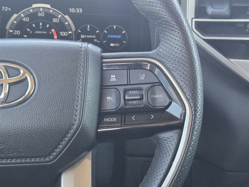 Used 2023 Toyota Sequoia Limited image 33