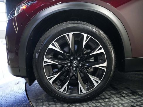 Used 2024 MAZDA CX-90 Plug-In Hybrid w/ Premium Pkg AWD/4WD image 9