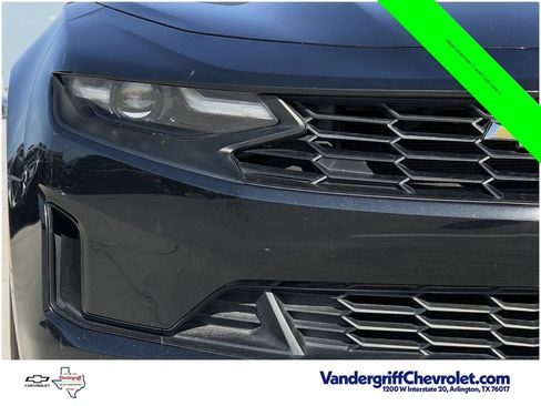Used 2020 Chevrolet Camaro LT RWD image 7