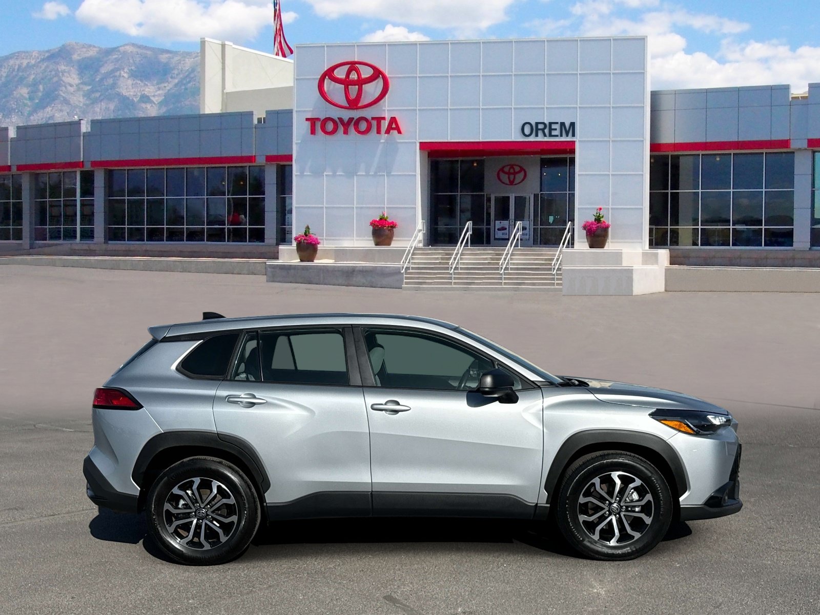 Used 2025 Toyota Corolla Cross AWD Hybrid image 3