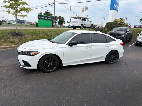 Used 2024 Honda Civic Sport image 9