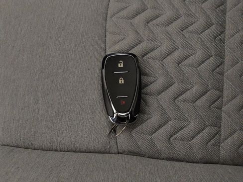 Used 2022 Chevrolet Equinox LS FWD image 32