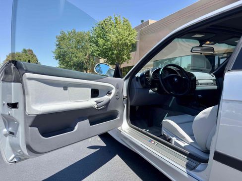 Used 1998 BMW M3 Coupe RWD image 42
