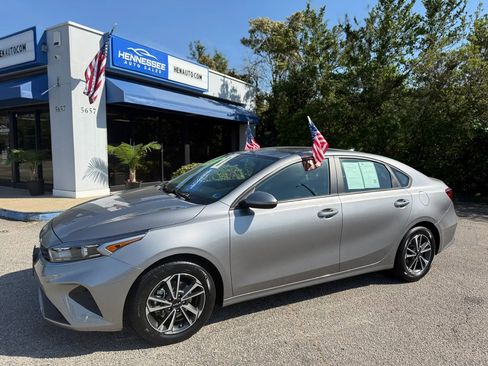 Used 2024 Kia Forte LXS FWD image 41