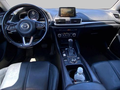 Used 2017 MAZDA MAZDA3 Touring FWD image 14