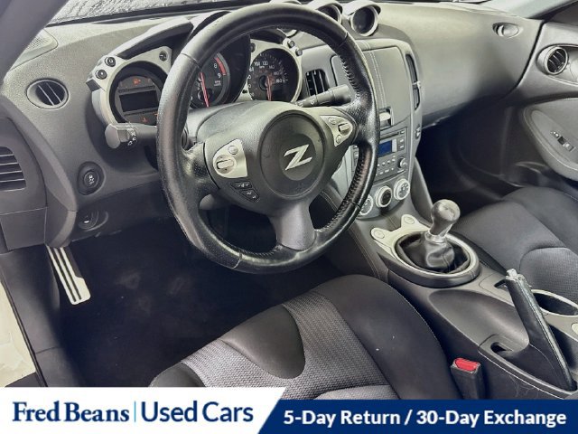 Used 2020 Nissan 370Z Coupe RWD image 5