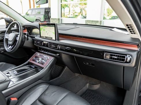 Used 2021 Lincoln Aviator Reserve w/ Equipment Group 201A image 31