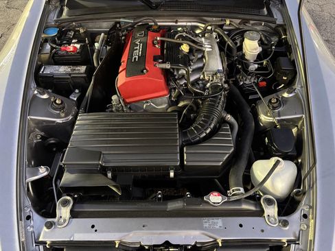 Used 2003 Honda S2000 Base 2dr Convertible image 17