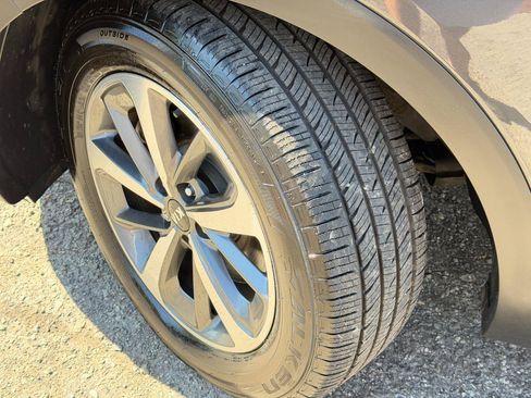 Used 2019 Kia Sorento EX AWD/4WD image 88