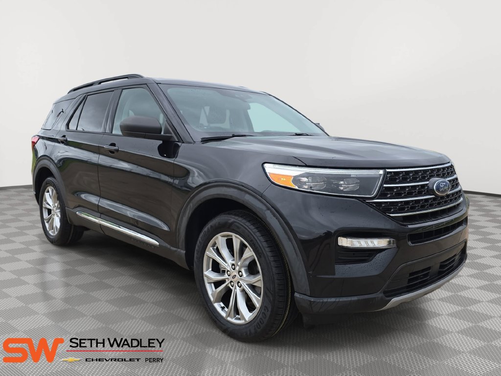 Used 2021 Ford Explorer XLT w/ Equipment Group 202A AWD/4WD image 1