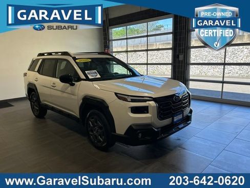 Used 2026 Subaru Outback Premium AWD/4WD image 1