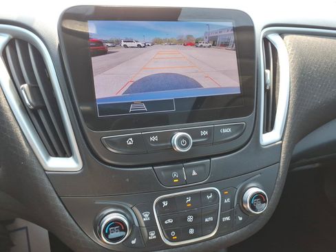 Used 2023 Chevrolet Malibu LT image 21