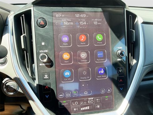 Used 2024 Subaru Crosstrek 2.0i Premium image 14
